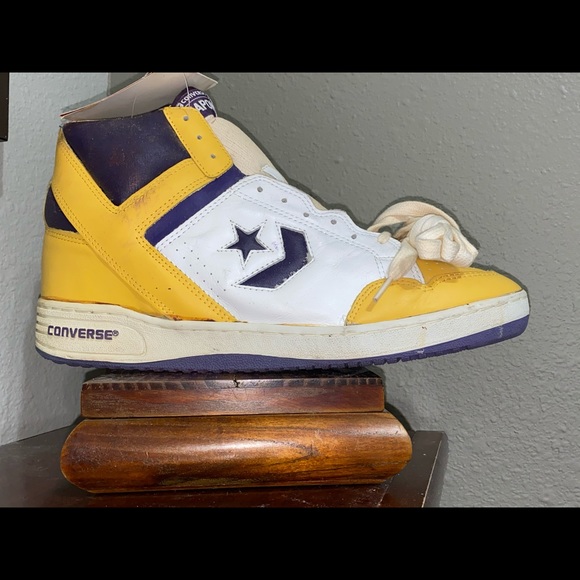 magic johnson converse weapon retro